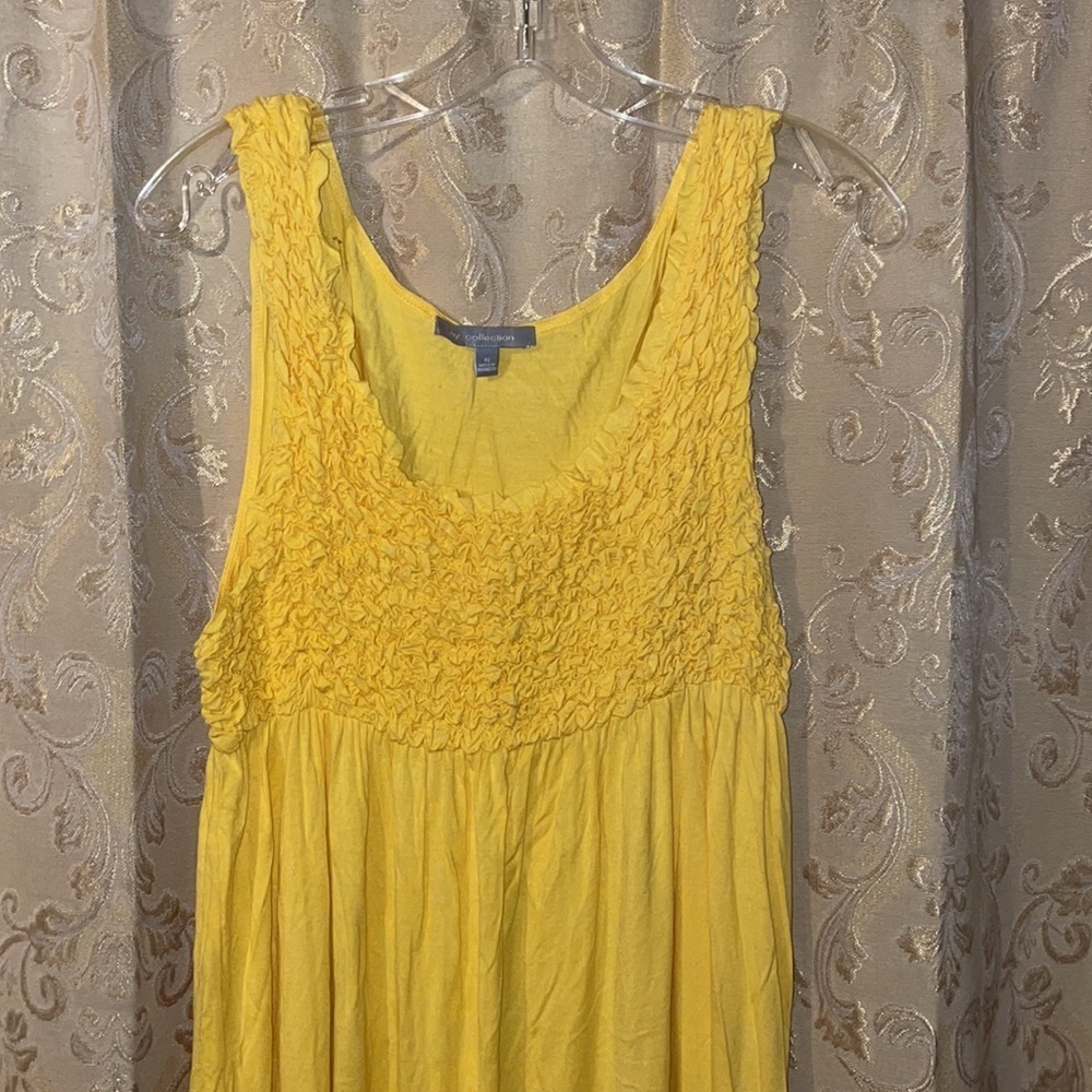 Yellow dress - Picture 2 of 3